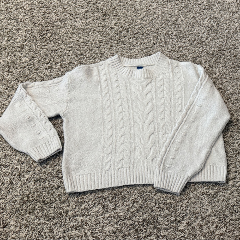 Cozy Cable Knit Sweater - Cream